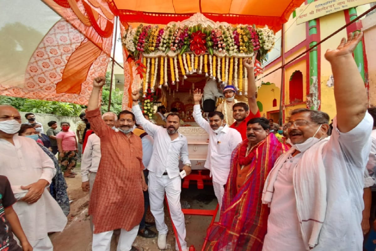 Jagannath Yatra was taken out for the 111th time in Meerut today