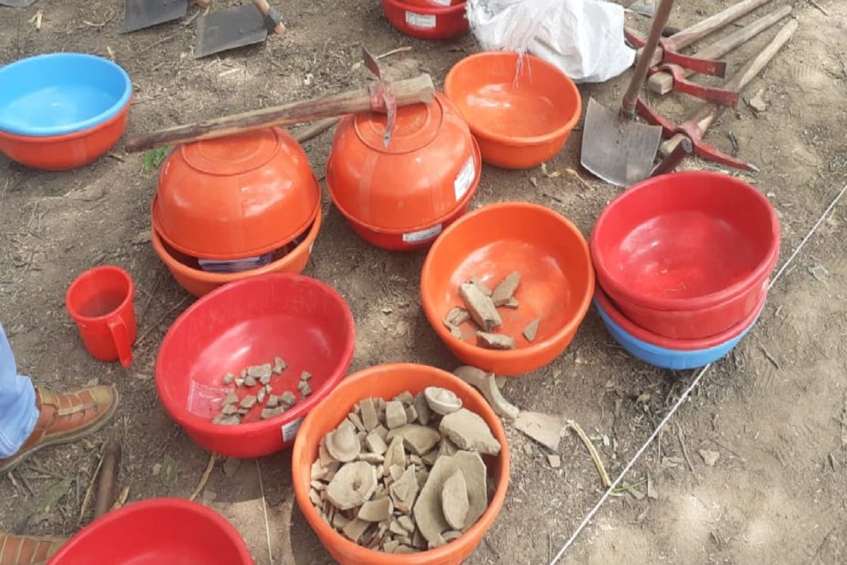 The excavation work has started on the Pandava mound of the ancient historical city of Hastinapur