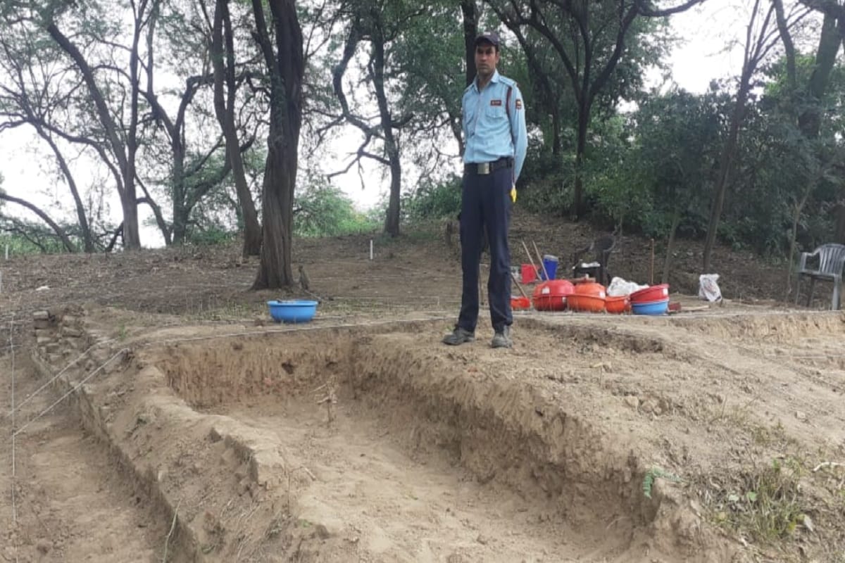 The excavation work has started on the Pandava mound of the ancient historical city of Hastinapur