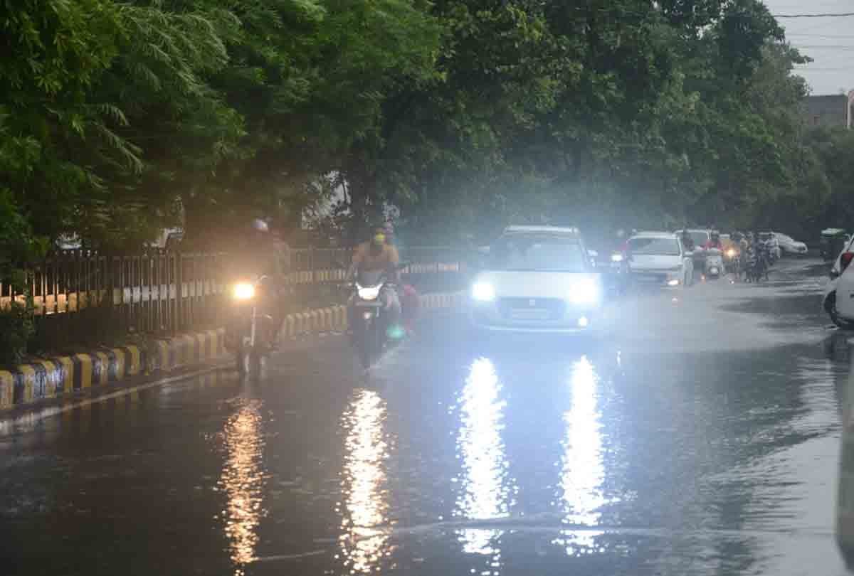 Weather Forecast Update Today in UP: Latest Weather news, Monsoon in up, Rain in these cities of UP