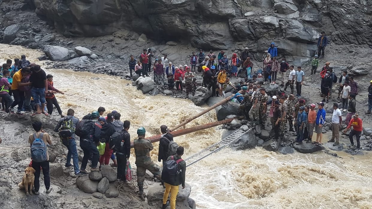Uttarakhand Weather Update: Orange Alert Of Heavy Rainfall in Many Districts On Monday