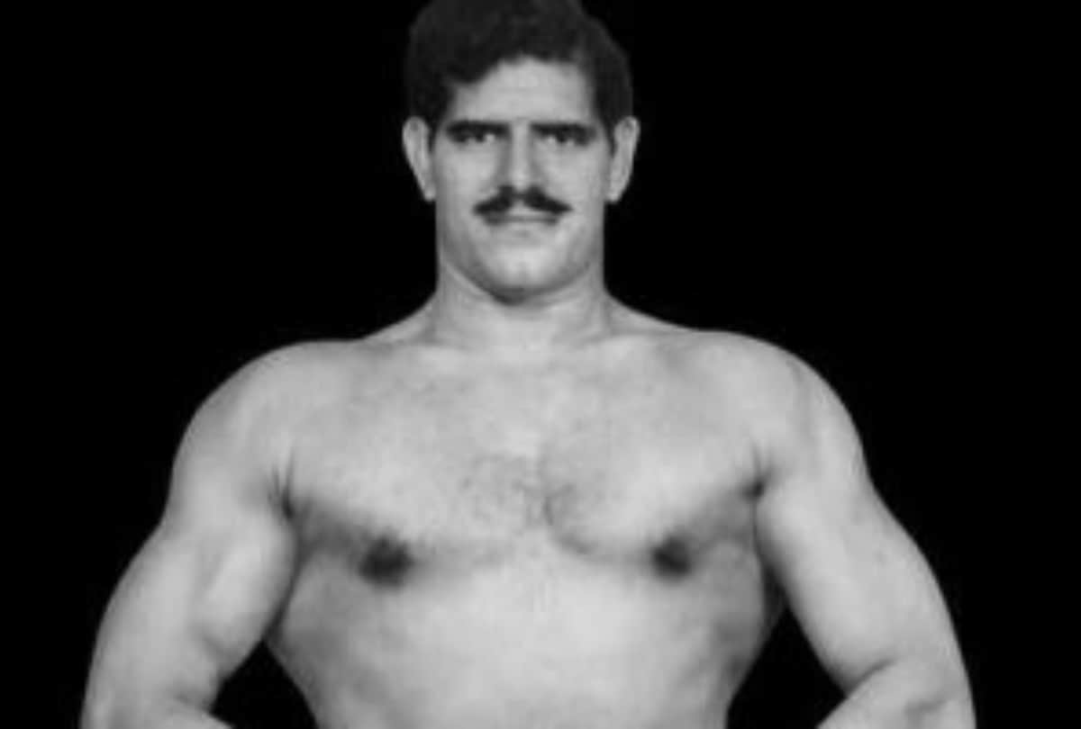 Death Anniversary: ramayan fame hanuman aka dara singh was a world famous wrestler in his time won all 500 wrestling matches in career