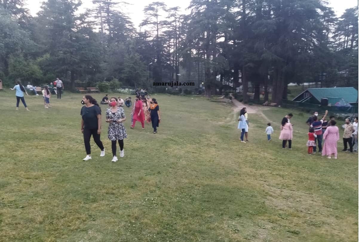 Tourists in hill station Patnitop, violation of covid protocol