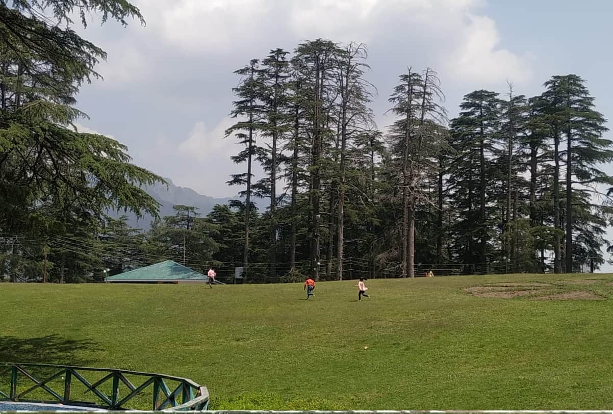 Tourists in hill station Patnitop, violation of covid protocol