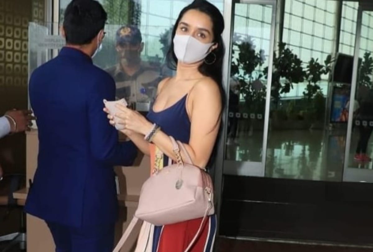 Ranbir Kapoor And Shraddha Kapoor Get Snapped At The Airport As They Leave To Shoot For Luv Ranjan's Upcoming Film
