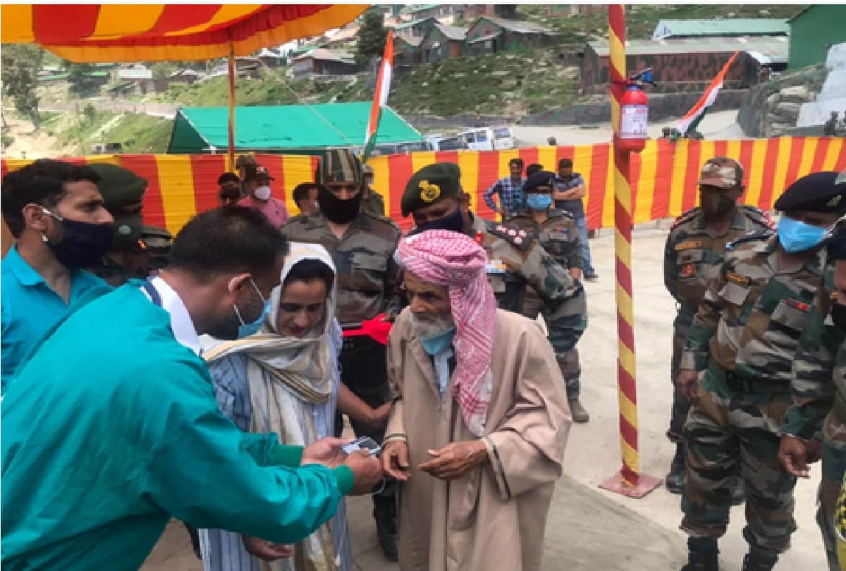 Army became helpful: Army gave aid to those who lost their organs in ID blasts and other accidents, see photos
