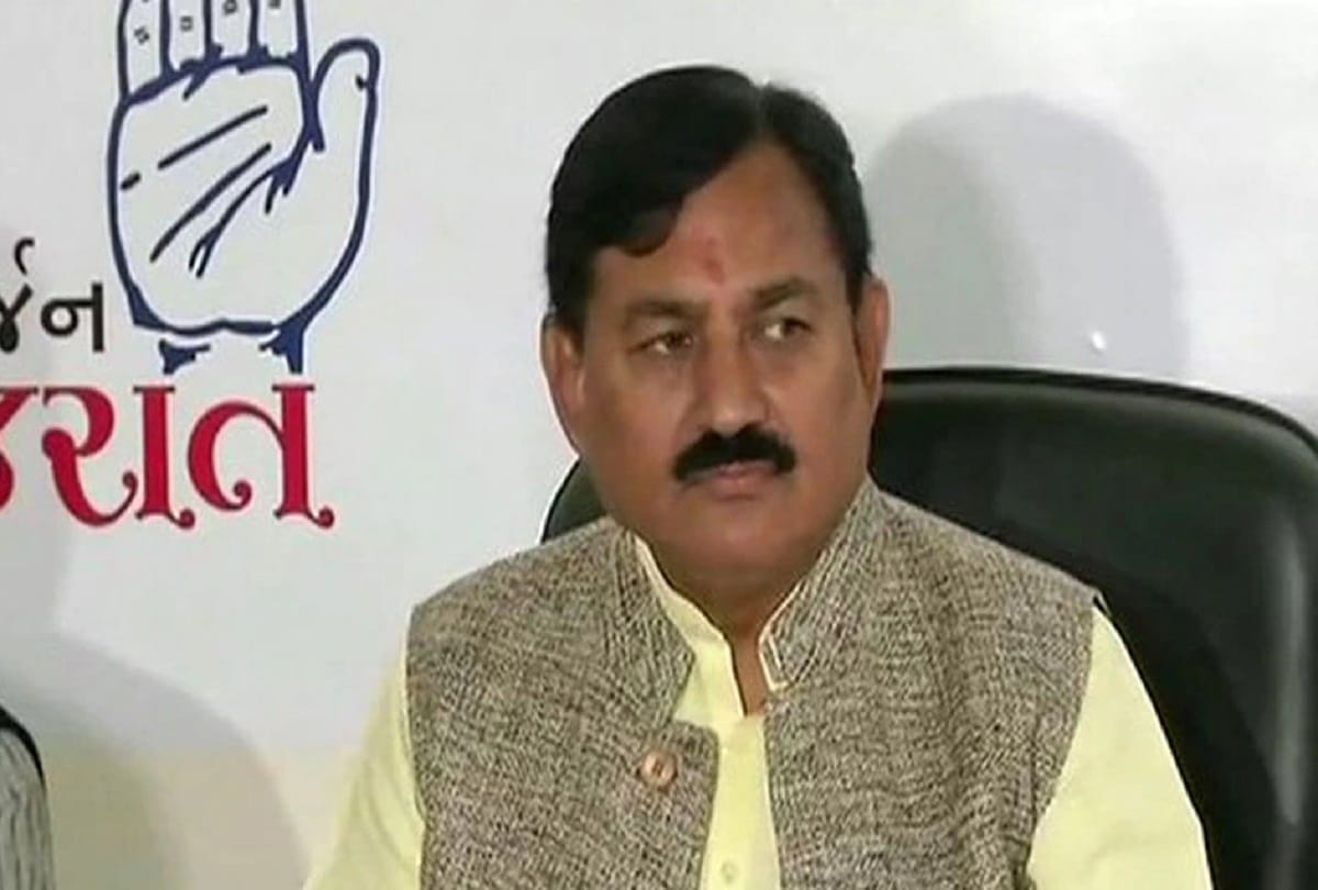 Gujarat Upset at father not getting poll ticket Cong man throws ink on ex-Union minister Bharatsinh Solanki