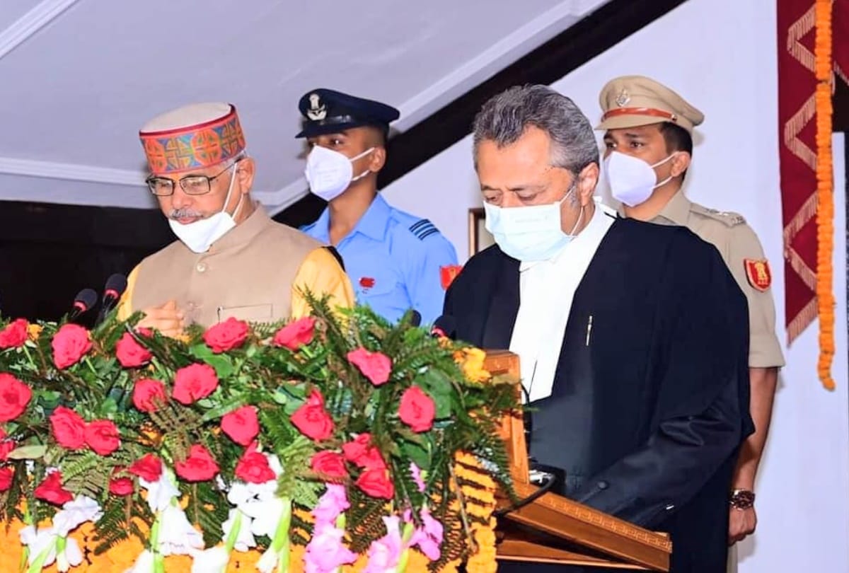 Rajendra Vishwanath Arlekar takes oath as 28th Governor of Himachal