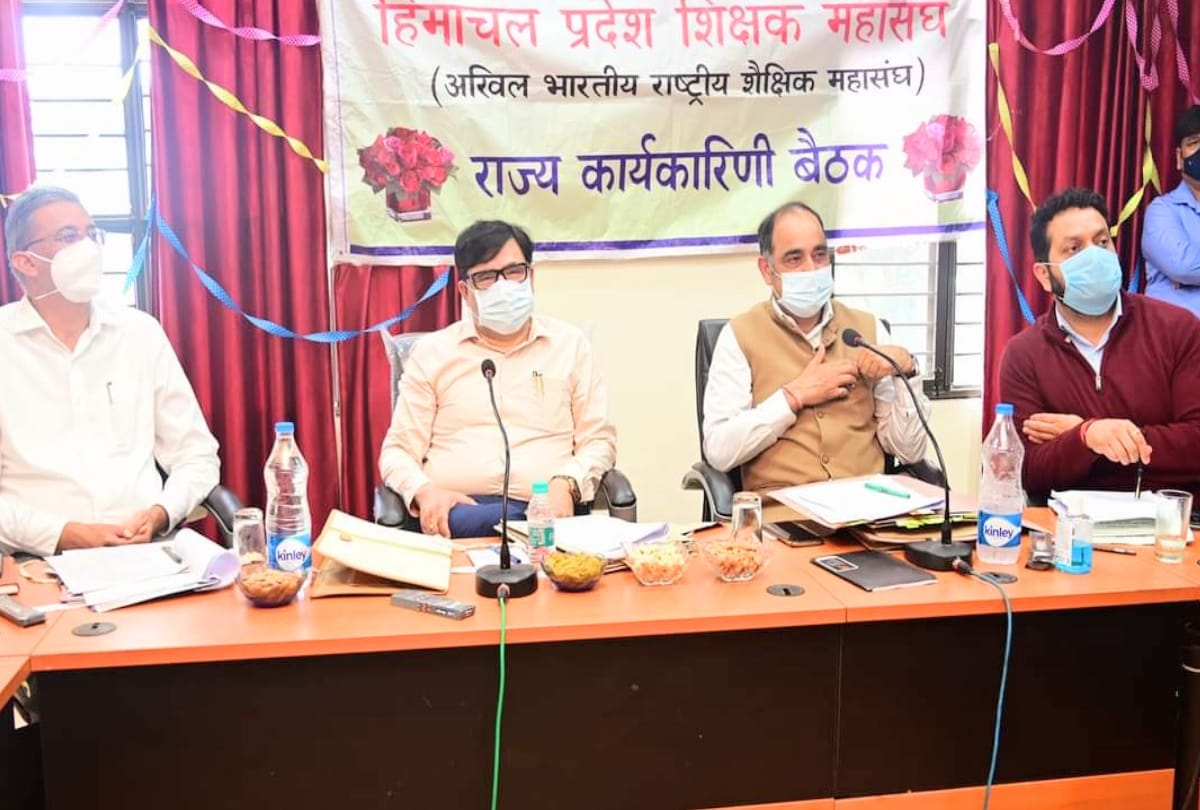 Policy will be made for SMC teachers in himachal, TGT will be the designation of shashtri language teachers