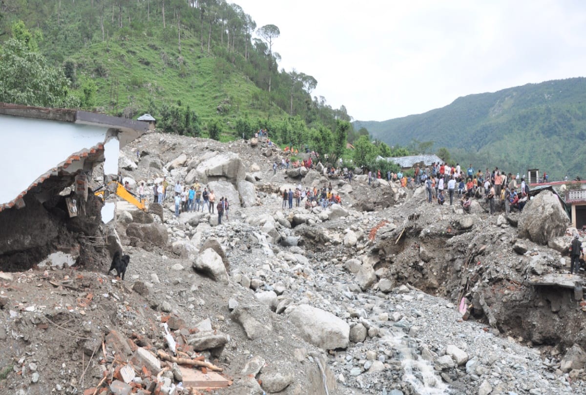 After saving 22 lives Bhim Singh along with his family washed away in the water in boh valley kangra himachal