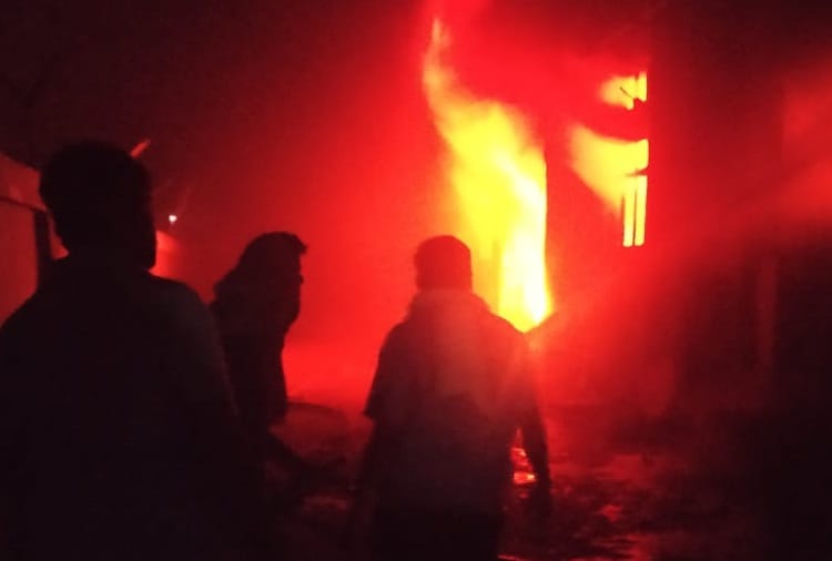 Massive fire breaks out at a factory in Panipat of Haryana