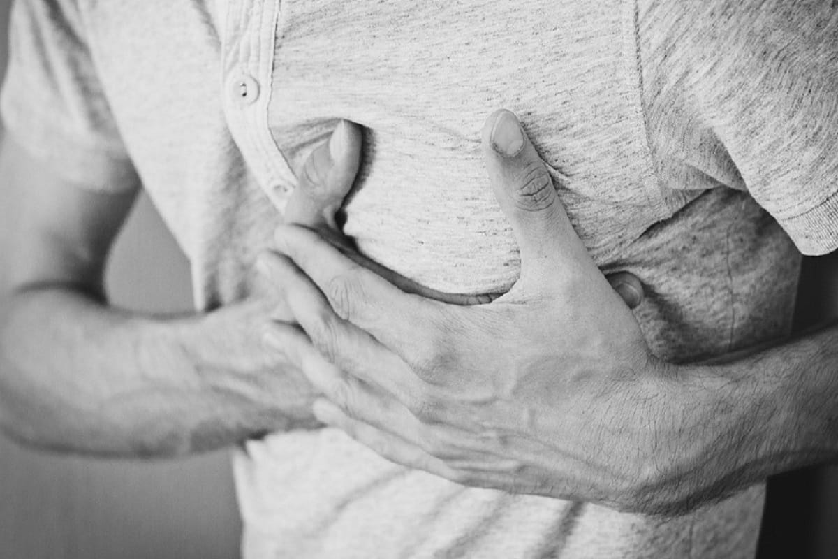 The village head has died by heart attack in Saharanpur