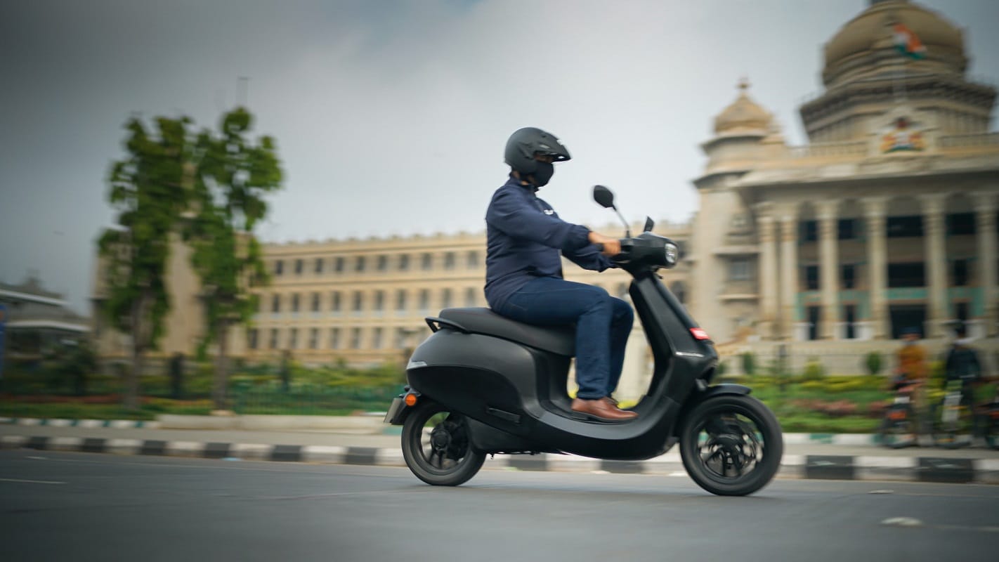 Ola electric scooter S1 launch update ola electric scooter range features price