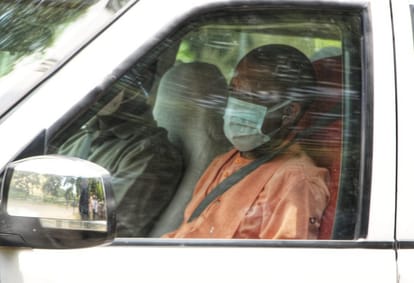 CM yogi adityanath reached varanasi inspected program places for securities reason before pm modi arrival