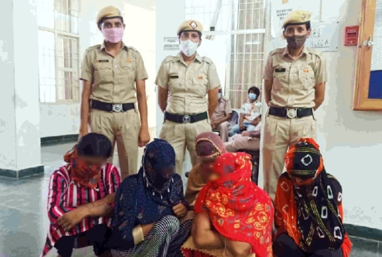 Police raid on spa center in Sonipat five women and three person arrested