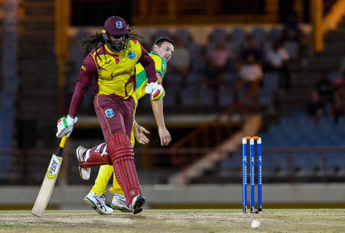 West Indies beat australia by 6 wickets in 3rd T20I chris gayle scored 67 runs and awarded player of the match