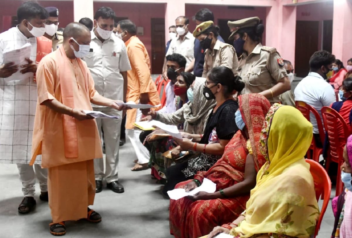 cm yogi janta darabar in Gorakhpur Gorakhnath temple