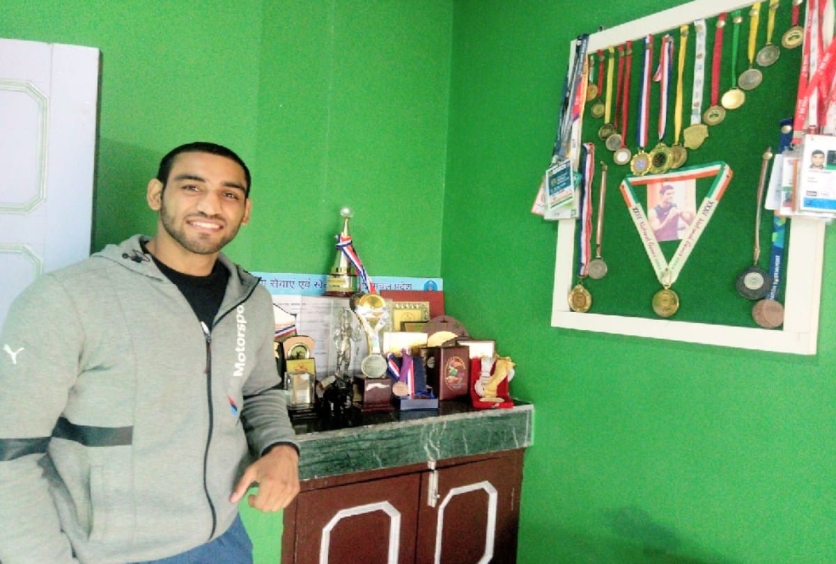 Boxer Ashish Chowdhary is boosting morale with yoga with practice, first match on 26 july