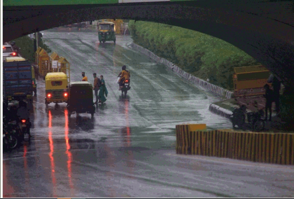 delhi CM Kejriwal said, will make world class drainage system in delhi