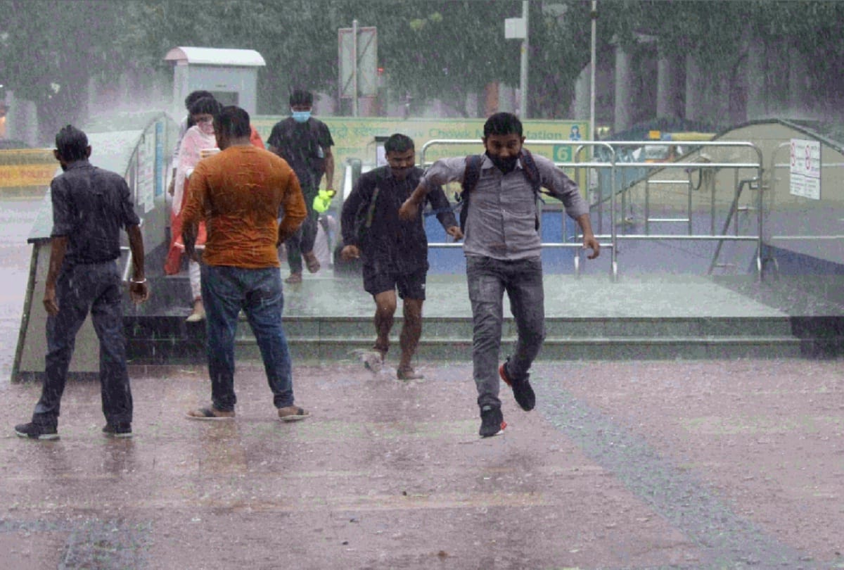 Weather News Rain in Delhi-NCR in next two hours