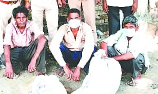 Three people arrested in hunting attempt, two rubbish recovered