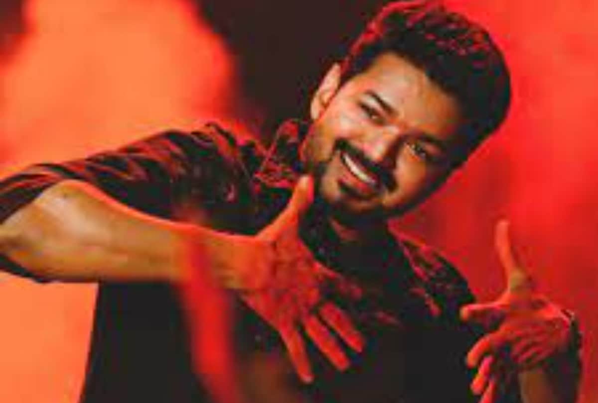 South superstar thalapathy vijay files case on his parents read details