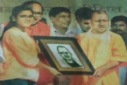 skill india of agra aditi made portrait and pal gupta in dance