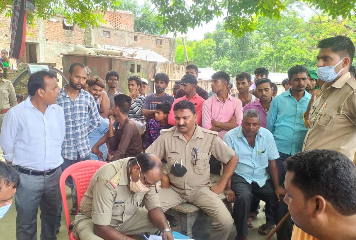 Married woman commits suicide in kushinagar