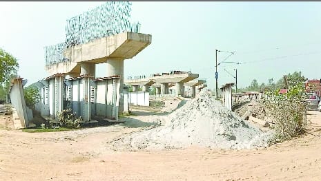 Jam on Hulasnagra crossing for one more year