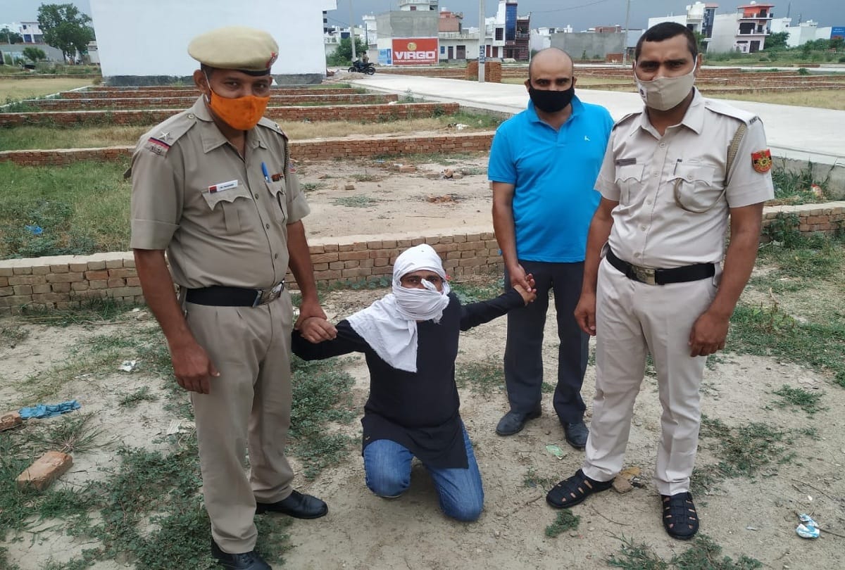 twenty pieces of dead body after killing elderly woman in delhi see photos