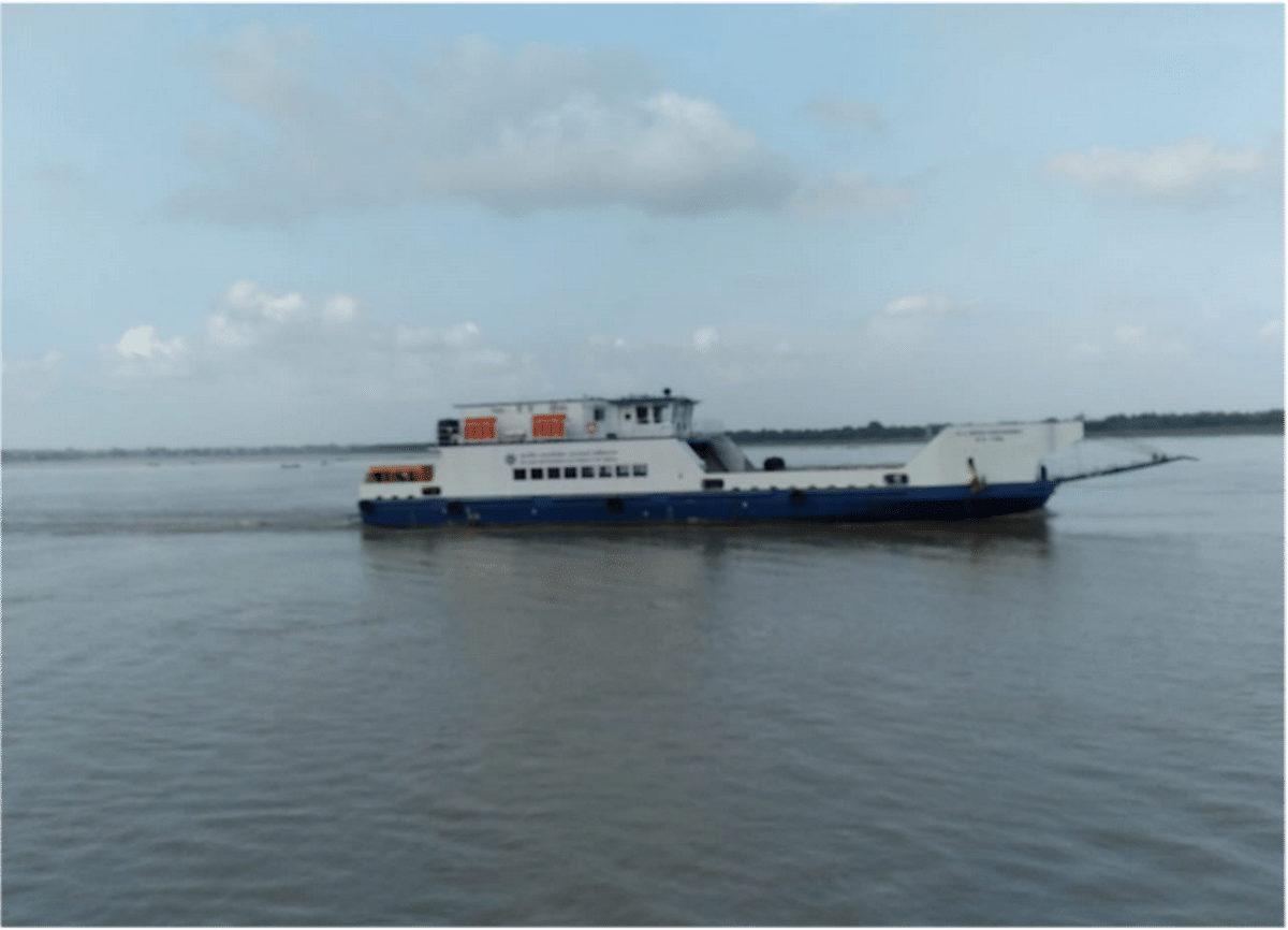 four cruise ships run together in Ganga pm modi inaugurate in varanasi