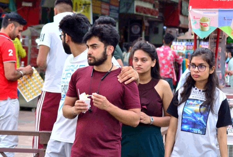People forget mask and safe distancing in Chandigarh