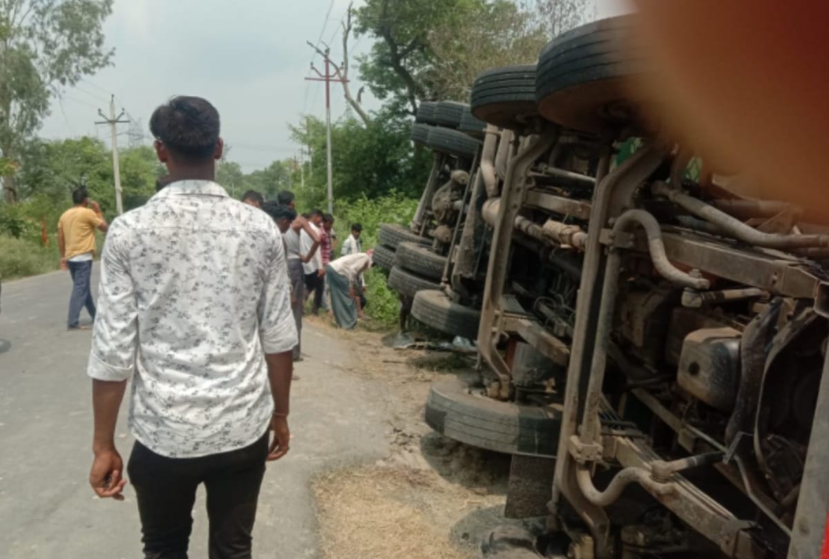 Five died in an accident in Itaunja in Lucknow.