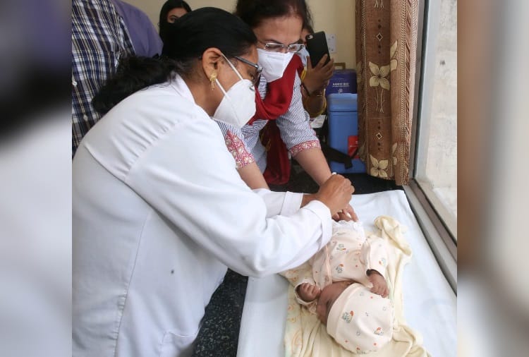 Free vaccination campaign started to prevent pneumonia in Chandigarh 