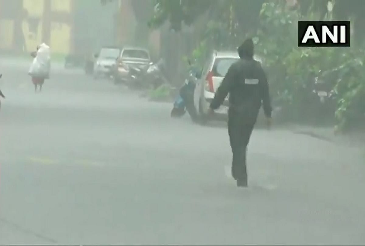weather update heavy rain in delhi uttrakhand bihar kerala imd yellow alert rain monsoon