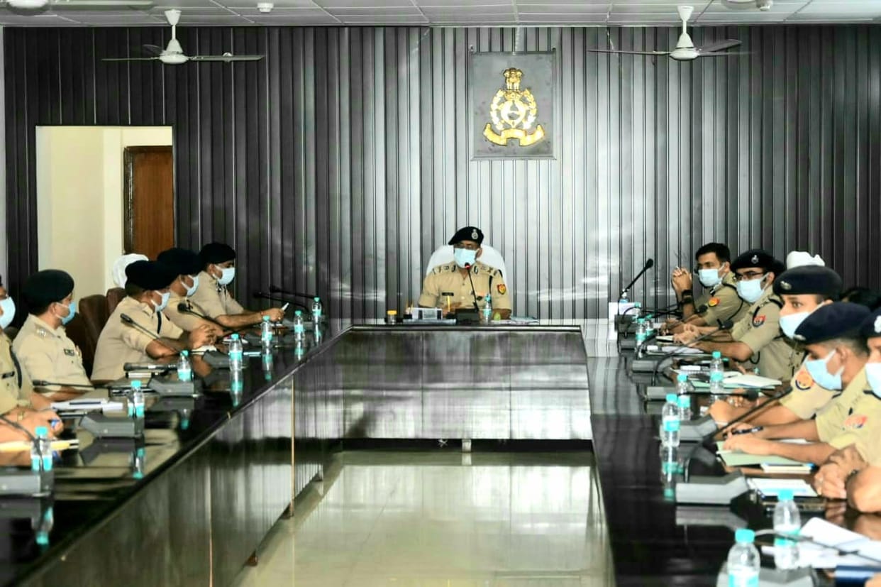 All policemen will have smart card before Sawan Varanasi police Commissioner gives orders to officers