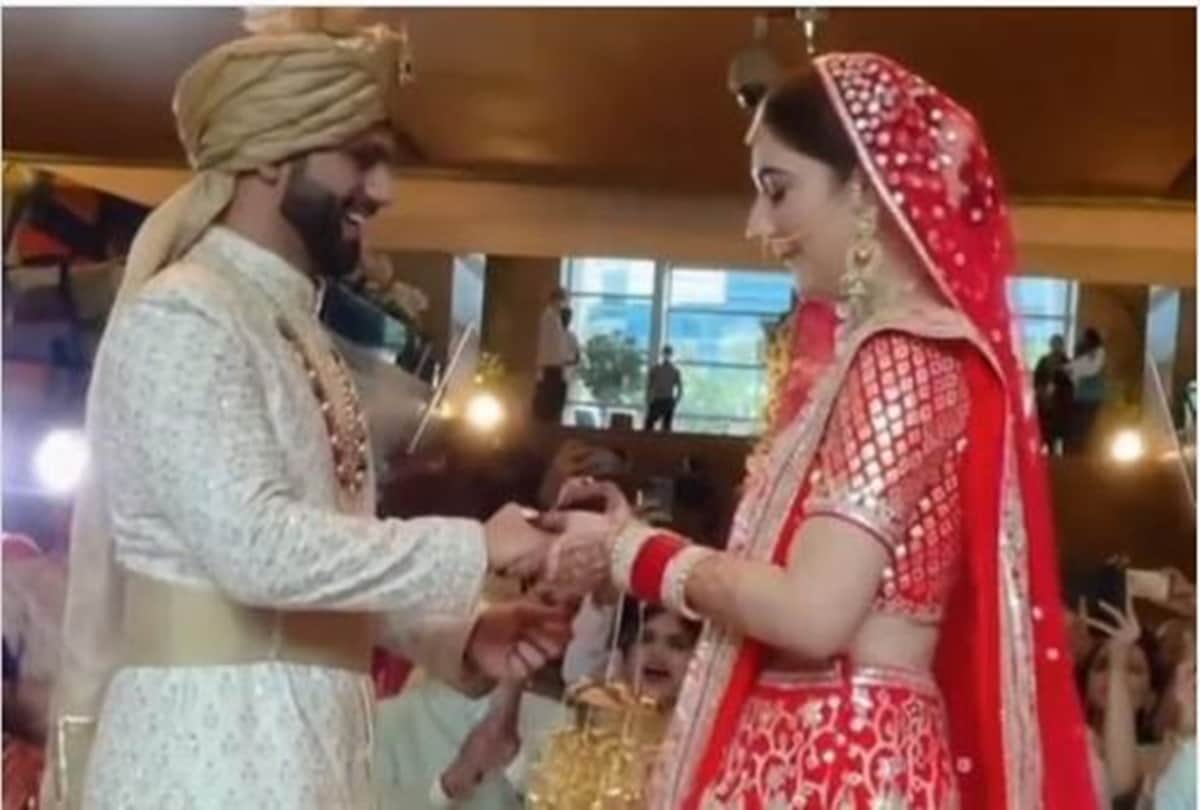 Rahul Vaidya Narrates An Incident From His First Night With Wife Disha Parmar Watch Video