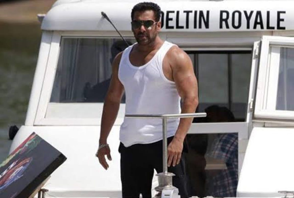 Salman khan owns a private yacht worth an emormous amout his net worth will blow your mind