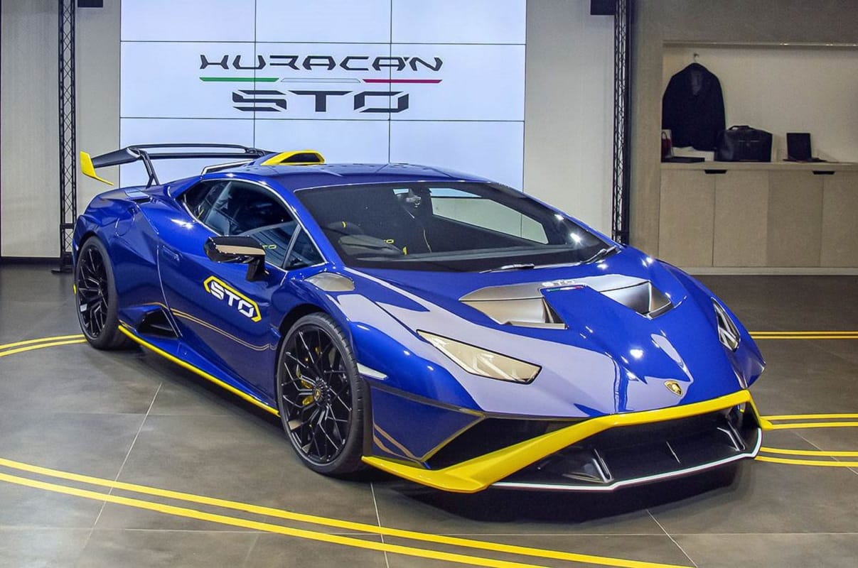 Lamborghini India achieves milestone of delivering 400 Lamborghini across India Lamborghini clocks 86 per cent growth in India in 2021