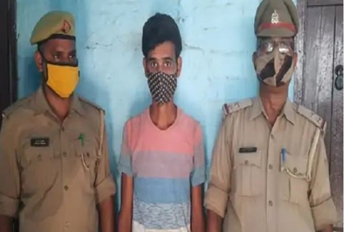 plumber murder case  main accused  surrenders in varanasi SC ST court police arrested  second accused