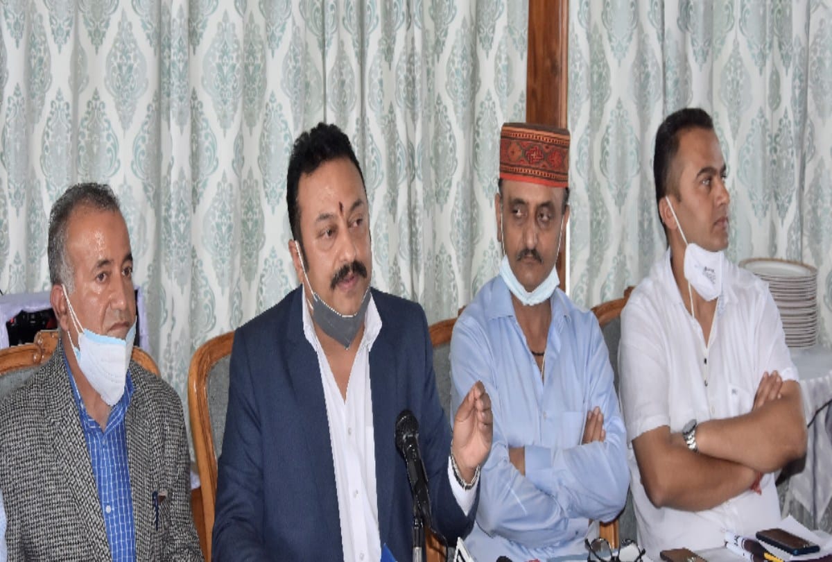 rohit thakur statement over minister suresh  bhardwaj in shimla