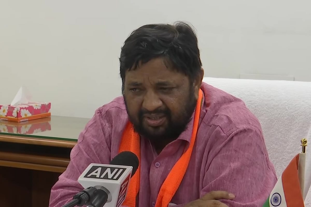Union Minister slammed Pakistan PM Imran Khan and said RSS preaches harmony news in Hindi