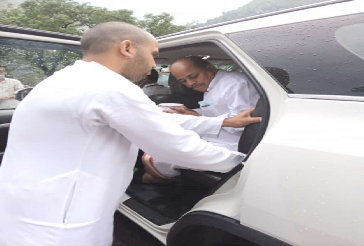 The ashes of former CM Virbhadra Singh will  immersed  in the Ganges on July 17