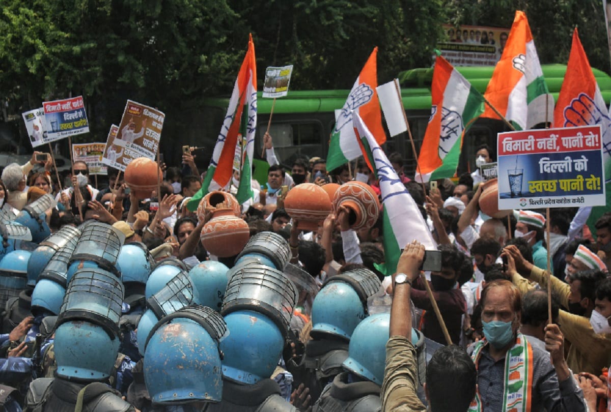 Delhi news : politics on the top in capital over water crisis