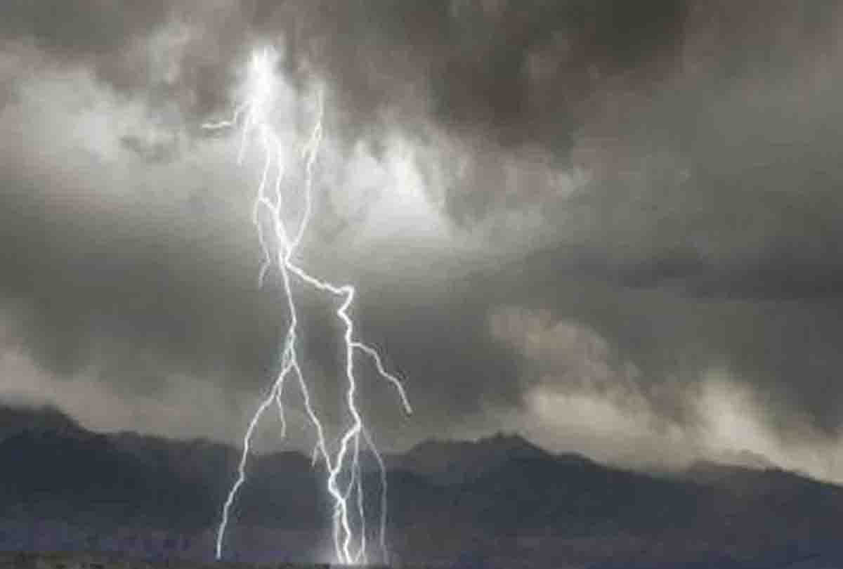 Two including a woman died due to lightning