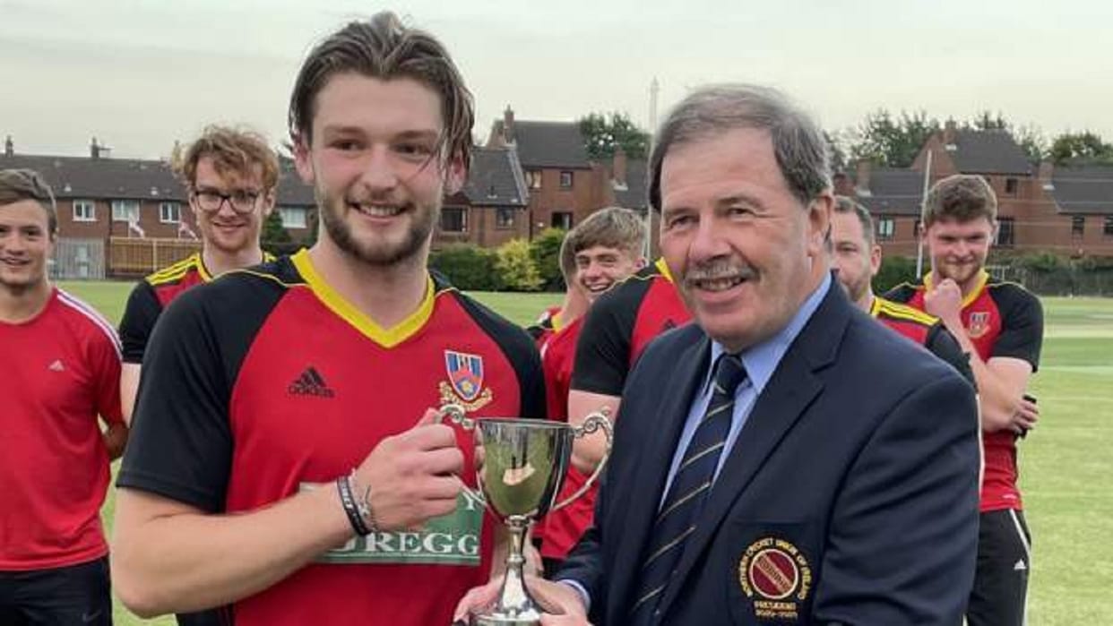 LVS T20 Tournament: Batsman John Glass hits six sixes in the last over, Ireland win the match
