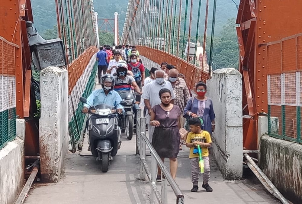 Uttarakhand News: Tourist Crowd decrease after police strict for corona Rules Photos