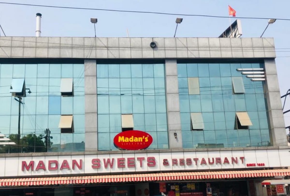 Ghaziabad police file loot case against madan sweets restaurant owner daughter in law even she was asking justice with evidence of husband illicit relation