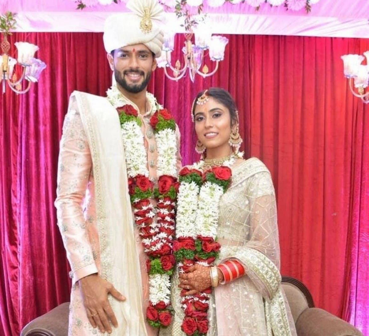 Bhadohi cricketer Shivam Dubey marriage with anjum khan in mumbai