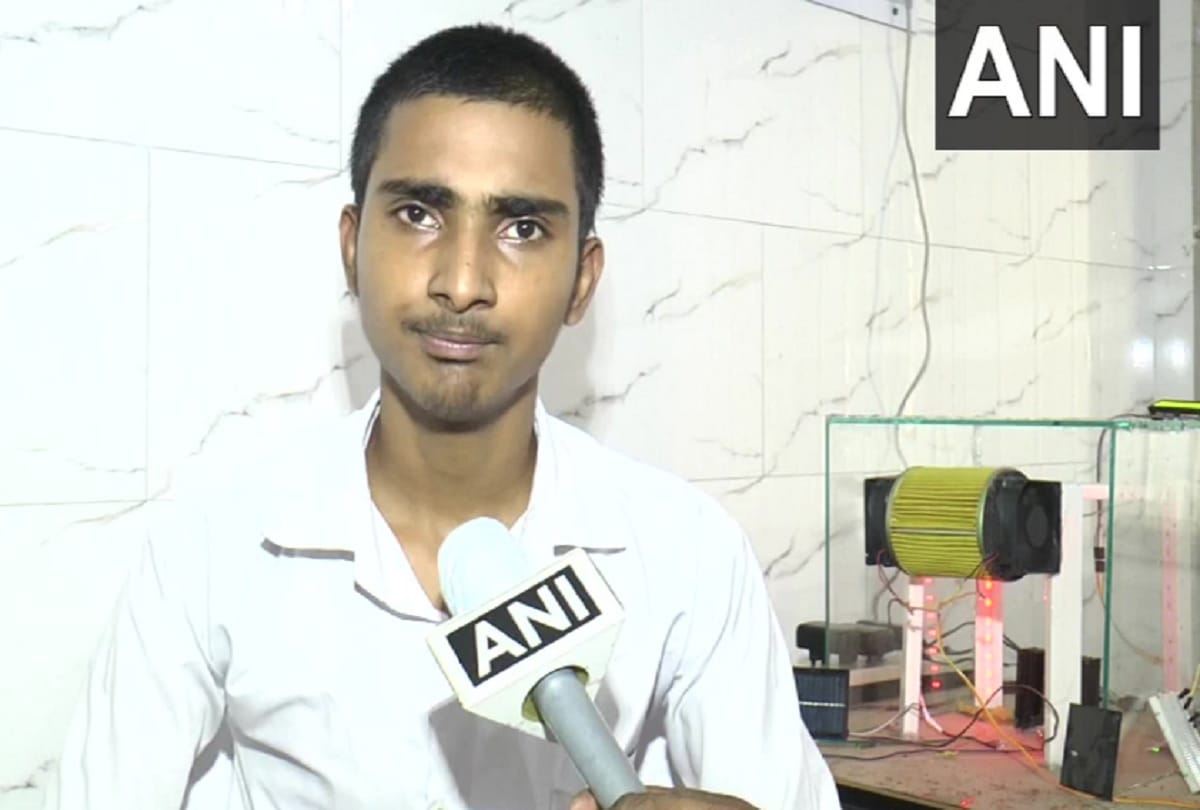A school student of Kanpur has made an Artificial Intelligence-based device to improve the farmers' productivity